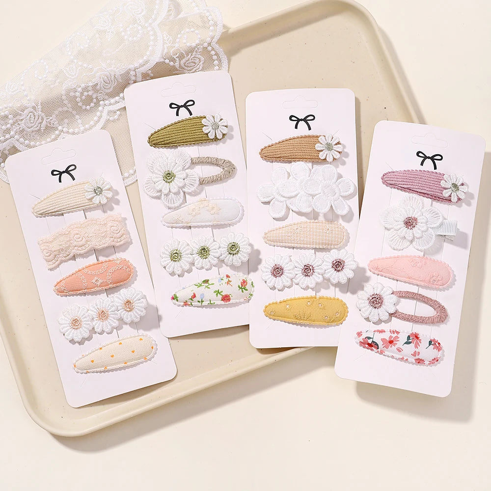 5Pcs BB Clips Set Toddler Baby Girls Hair Clips Children Barrettes Ins Sweet Daisy Ha lifestyle view