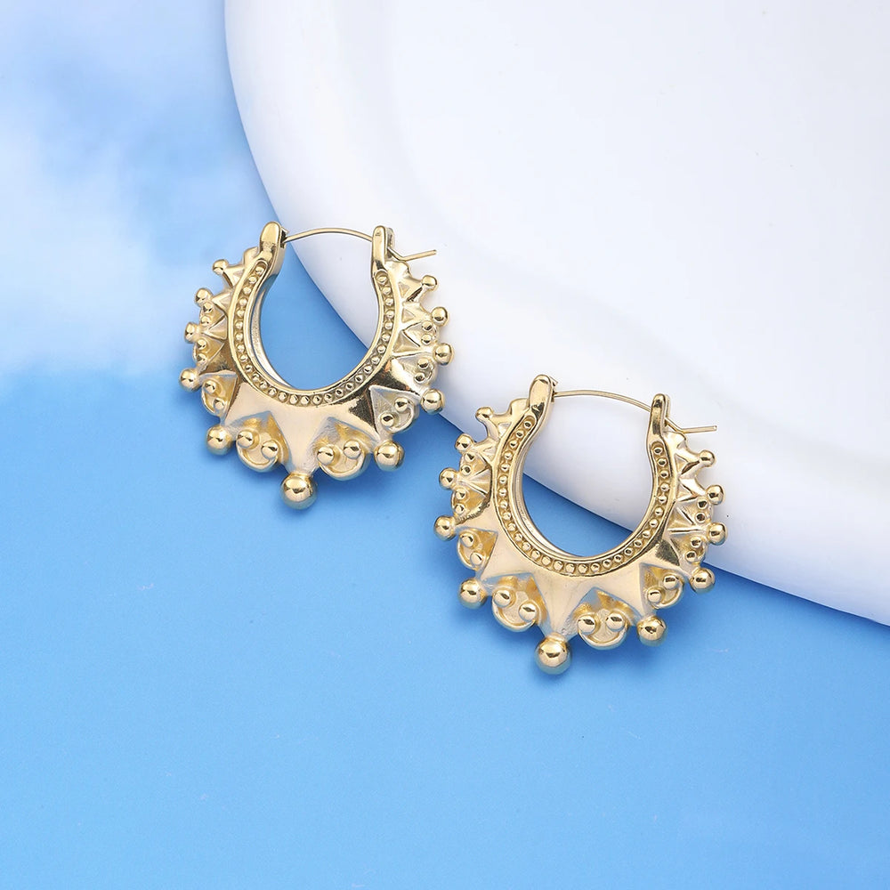 Vintage Stainless Steel Pointed Hoop Earrings | Victorian Bohemian Ear Jewelry detail view