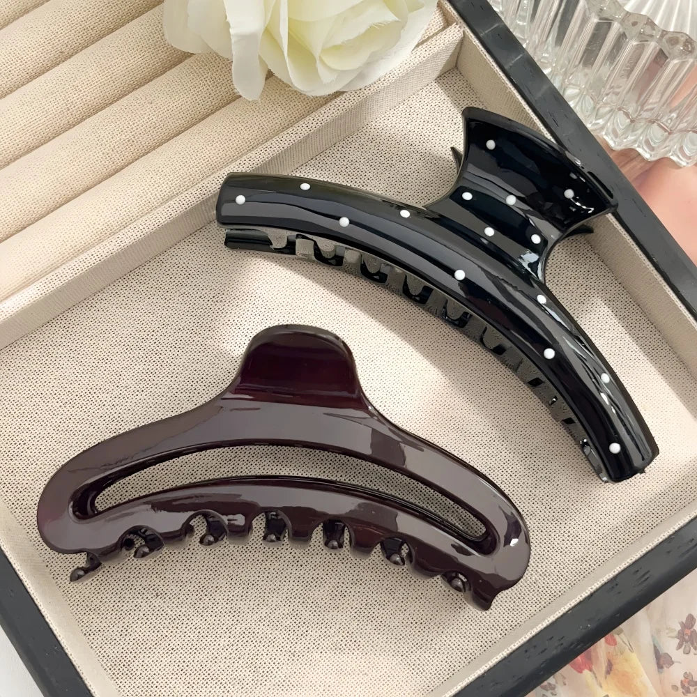 2pcs/set Hair Claw Clips for Women Girls Heart Bow Dots Leopard Large Small Crab Hairp close-up view