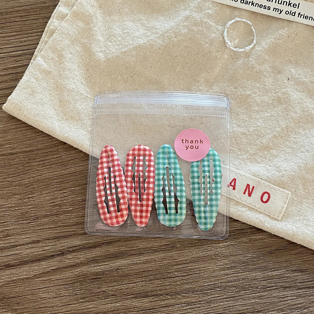 4pcs Academia Hair Clips for Children Cute Polka Dot & Plaid BB Clips Y2K School Girl Side Hair Pins Water-drop Wavy Shape Set