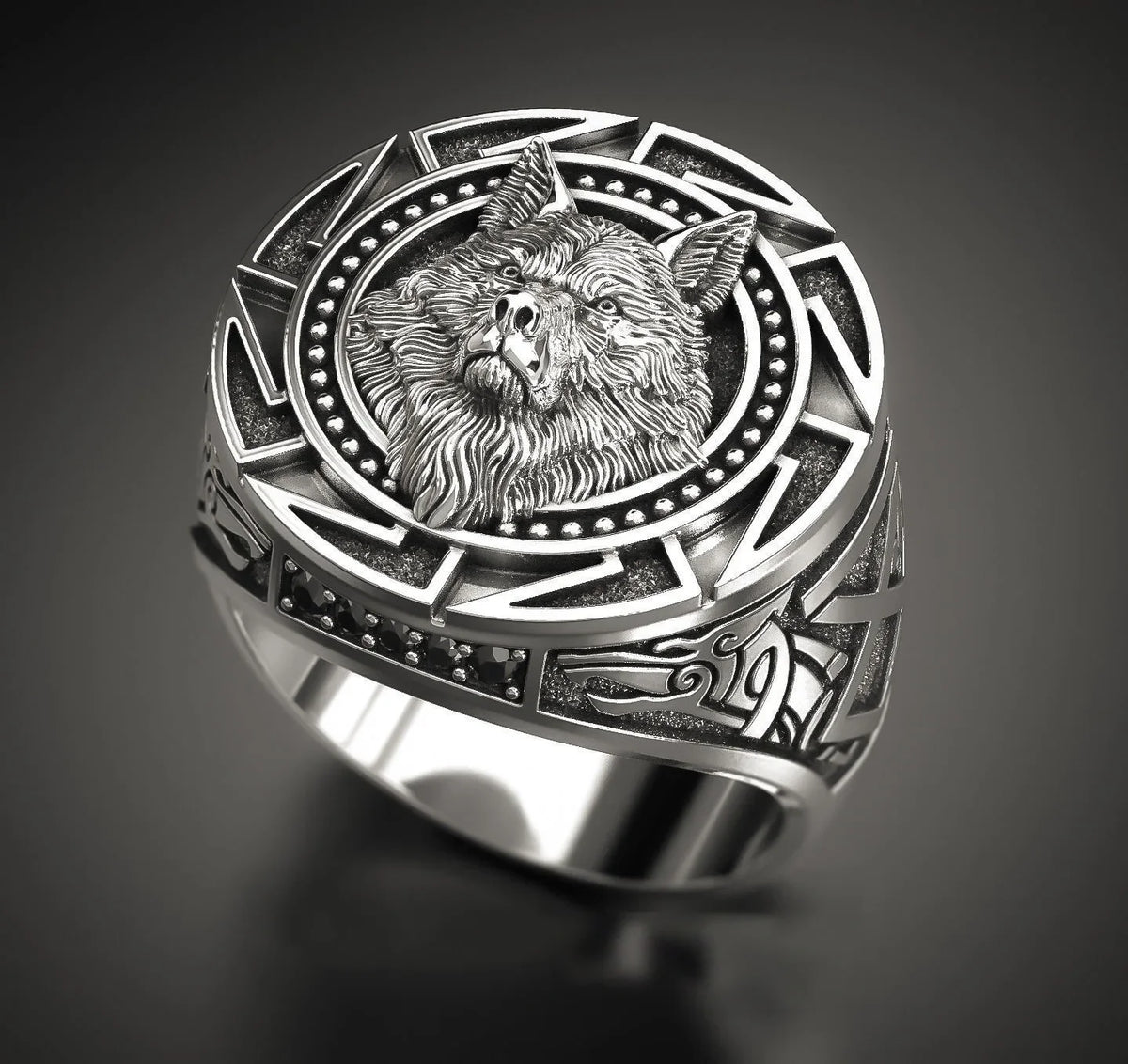 Andara 925 Sterling Silver Ring Retro Wolf Totem Thai Silver Ring Warrior Wolf Head M lifestyle view