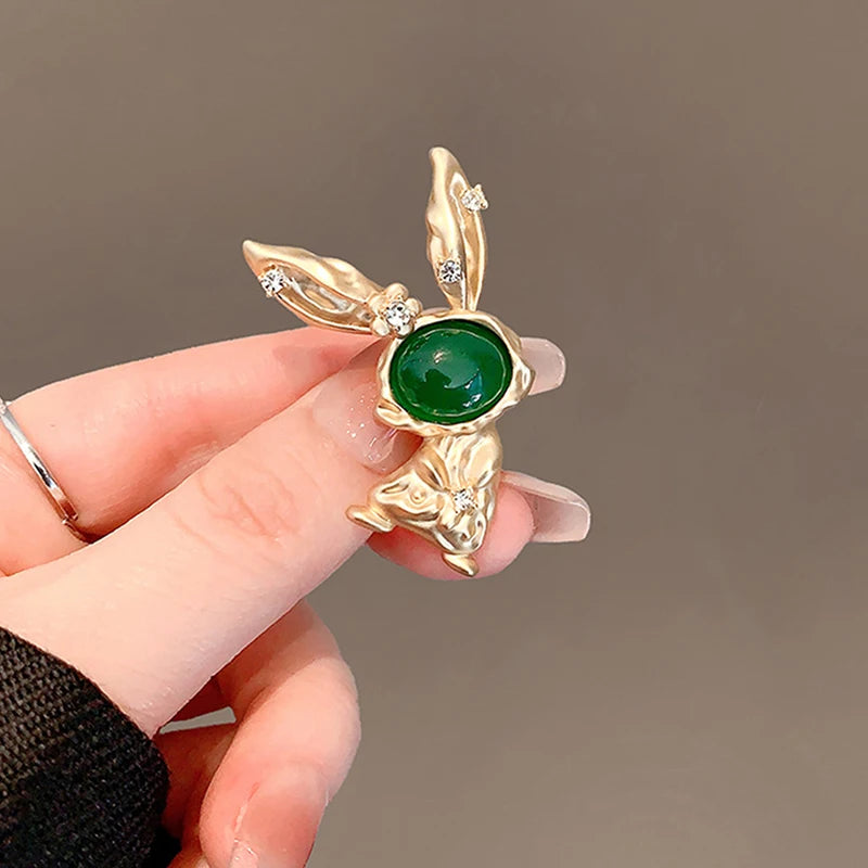 Elegant Pearl Flower Brooch Pin Badge For Women Girls Fashion Clothes Decoration Jewelry Gifts