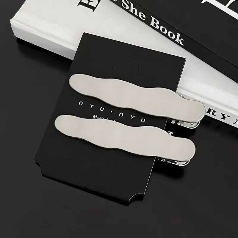 Women Metal Y2K Hair Clips Exquisite Duckbill Clip Girls Hairpins Side Bangs Barrette alternate view
