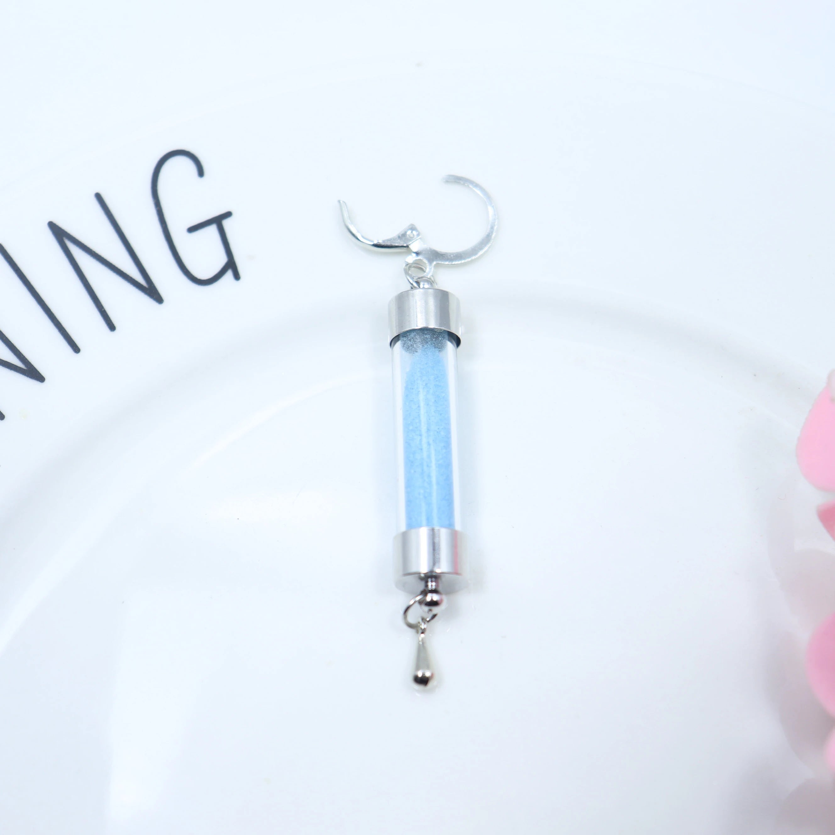 Genshin Impact Dottore Earrings | Cosplay Drop Earrings with Gift Box close-up view