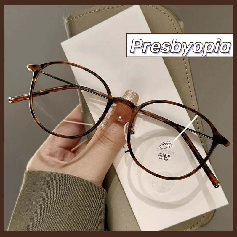 Reading glasseAnti Blue Light Round Frame Presbyopia Glasses Retro Circular Reading Glasses Ultra Li