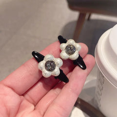 2pcs Elegant Pearl Flower Hair Clip Sweet Milk White Duckbill Hair Clip Diamond Shiny alternate view