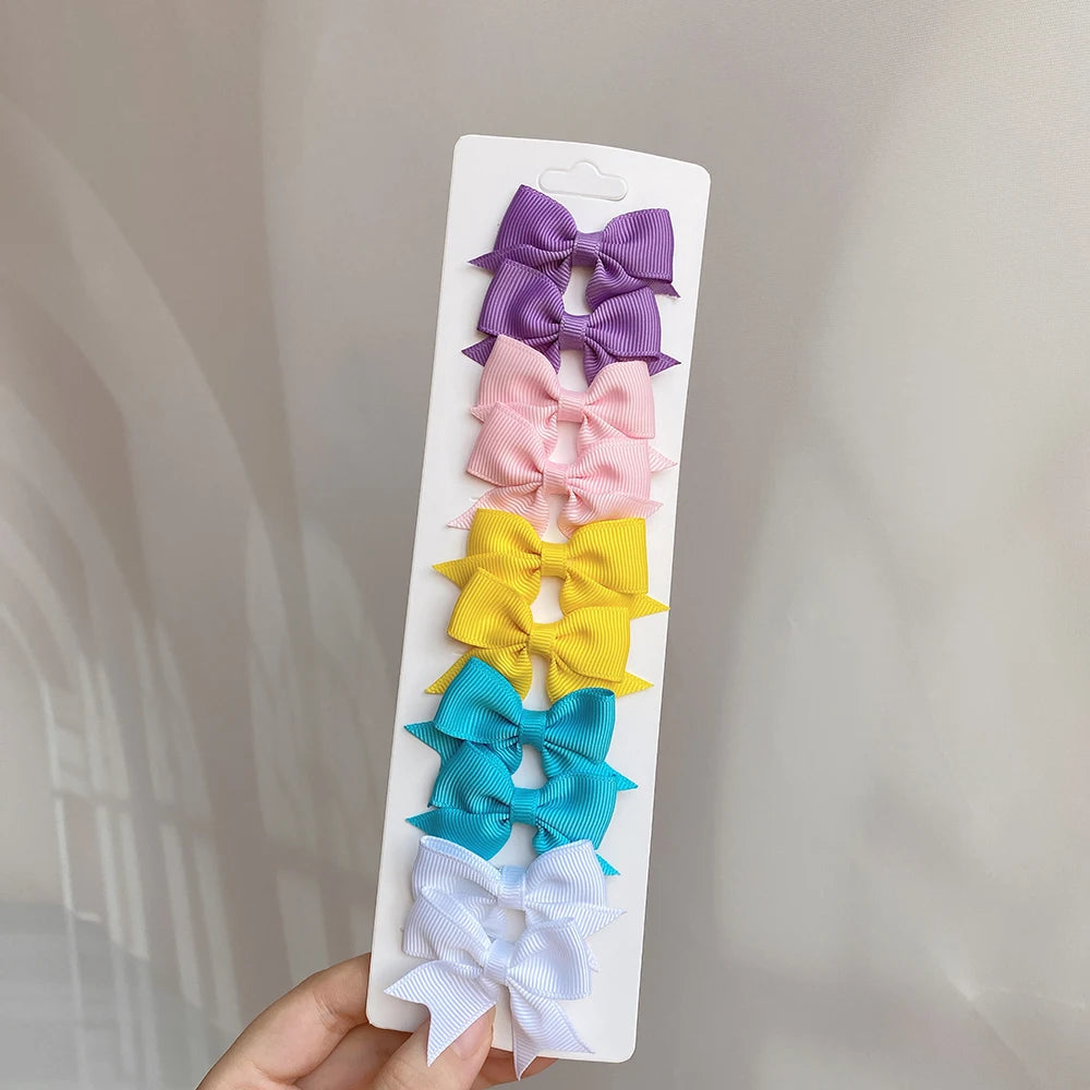 10Pcs/Set Solid Color Kids Bows Hair Clips for Baby Girls Handmade Ribbon Bowknot Hai lifestyle view