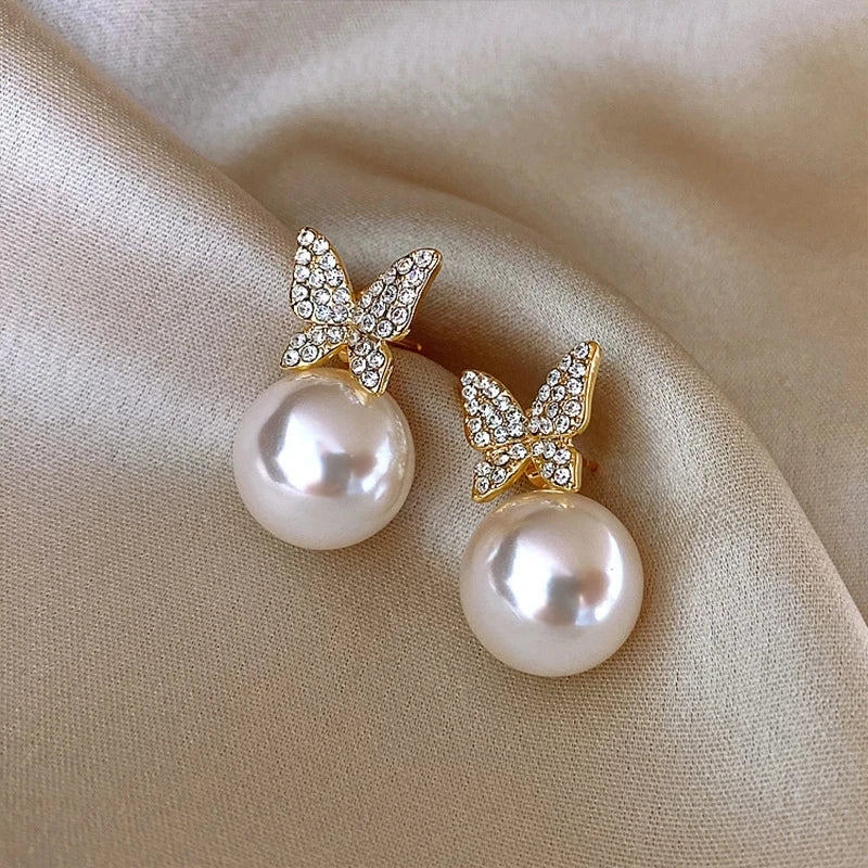 Upscale 14k Gold Jewelry Real Gold Earrings Zircon Pearl Twist Luxury Stud Earrings f lifestyle view