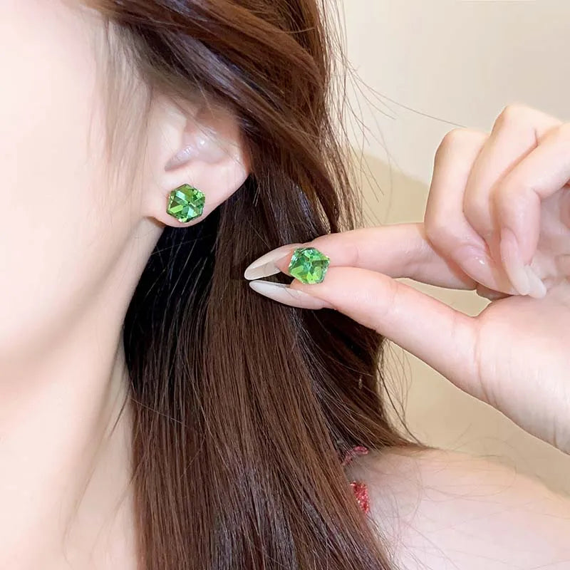2025 New Shiny Crystal Square Stud Earrings for Women Sweet Colorful Zircon Geometric Pi detail view