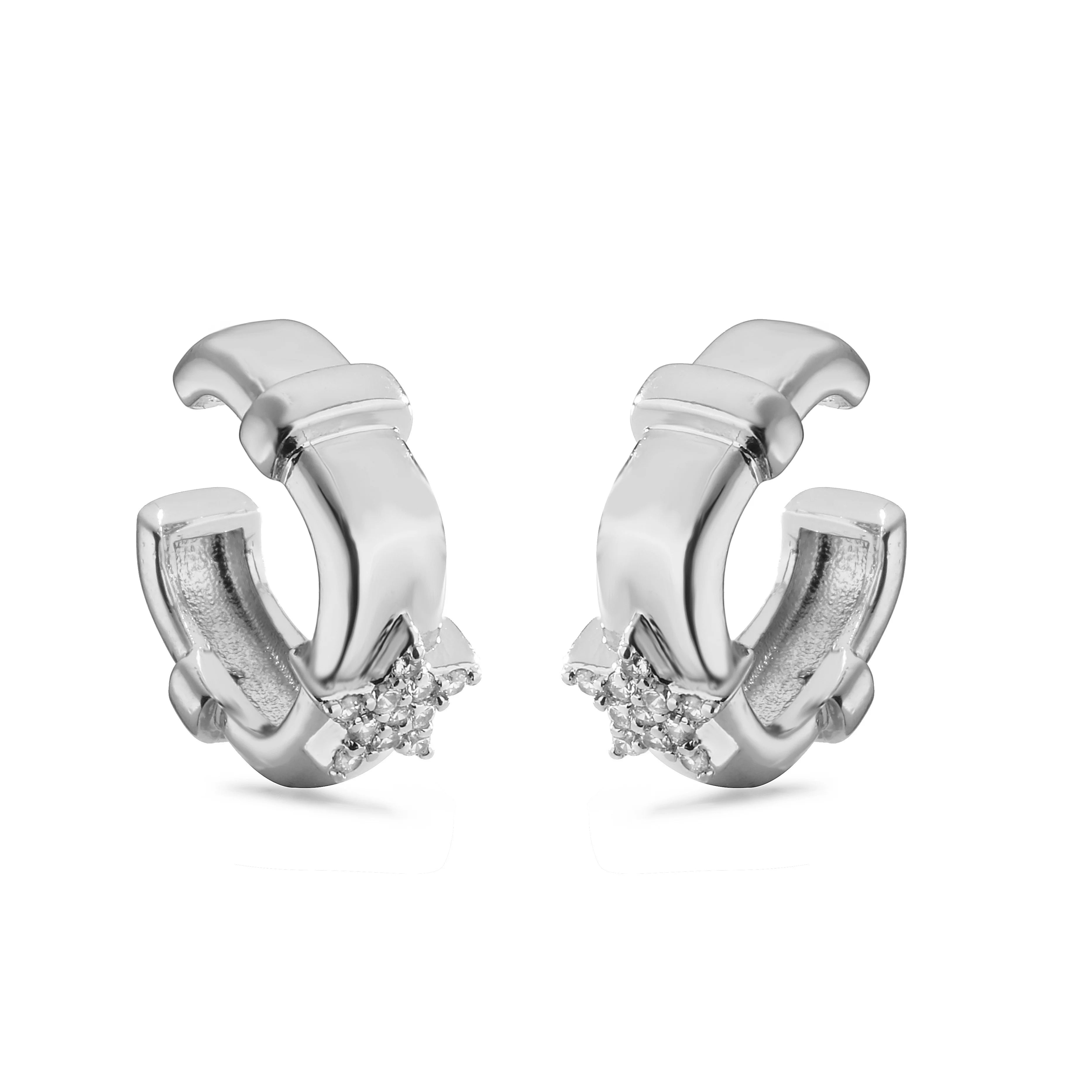 HECHENG,Fashion Ear Cuffs Without Piercing Ear Clip Earrings Non-Piercing Fake Cartil lifestyle view