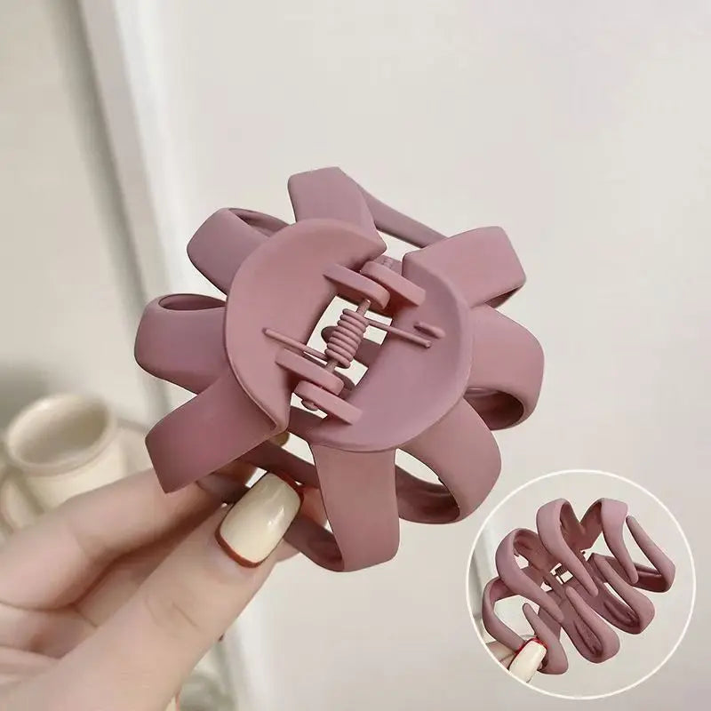 Elegant Solid Pumpkin Shape Plastic Hair Claw For Women Back Head Headband Hair Claw lifestyle view