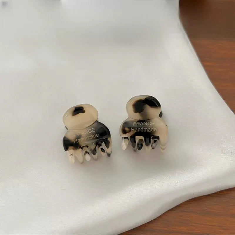 Mini 2cm Acetate Small Hair Claw Side Pins 2Pcs/Set Acetate Hair Crabs for Girls Cute close-up view