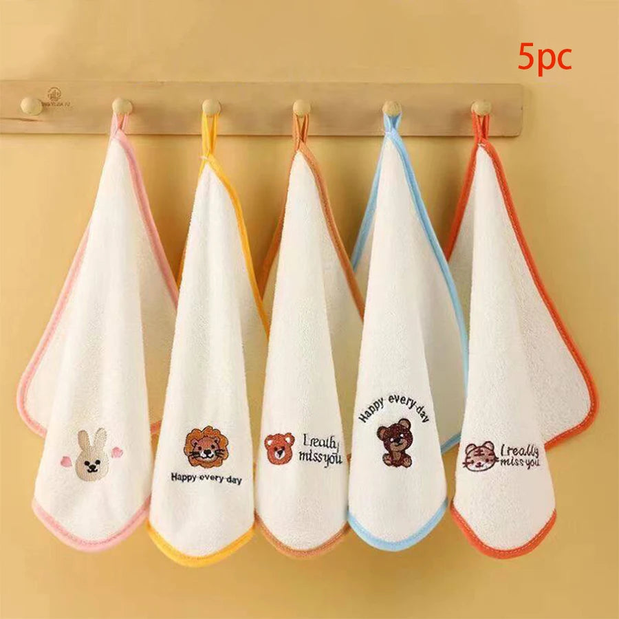 3-Pack/5-Pack Coral Velvet Cartoon Embroidered Small Square Towels, 25Cm*25Cm in Size, Can Be Used for Washing Face, Wiping Hands, and Are Absorbent and Quick-Drying