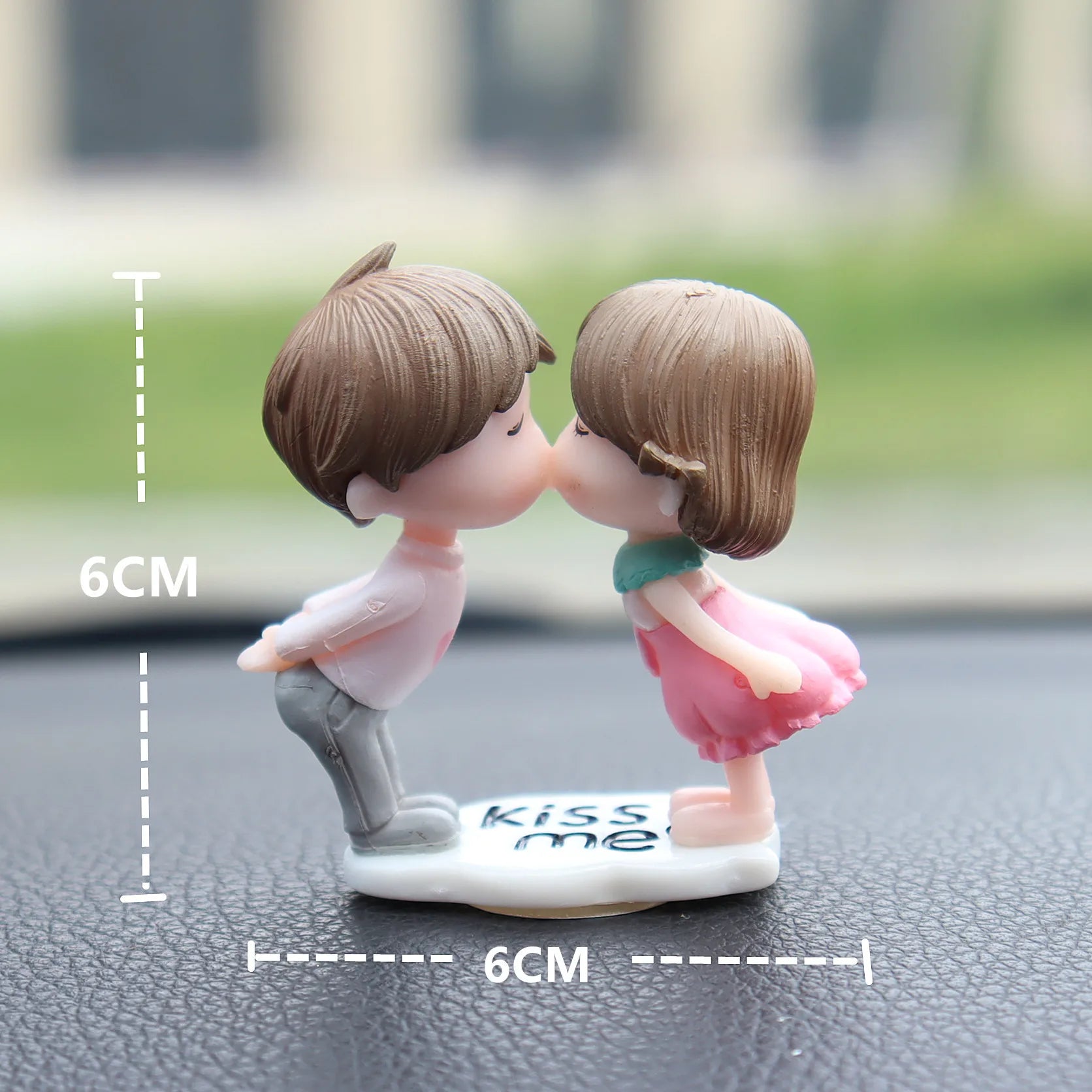 Cute Ornaments Couple Action Figurines Balloons For Car Dashboard Decoration