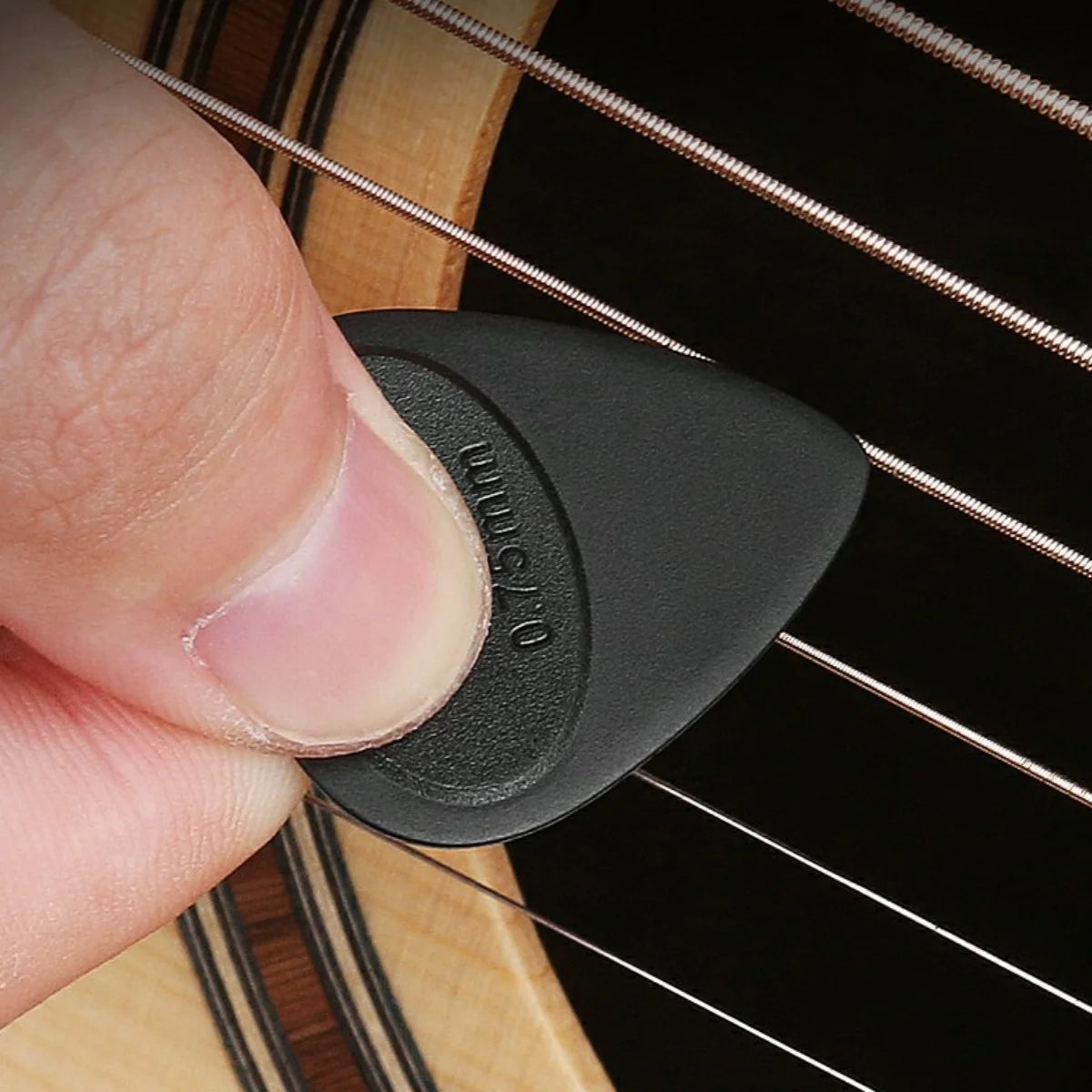 Meideal Guitar Pick Anti-slip Matte - Durable ABS Plectrum 0.46 to 1.5mm Thickness additional angle