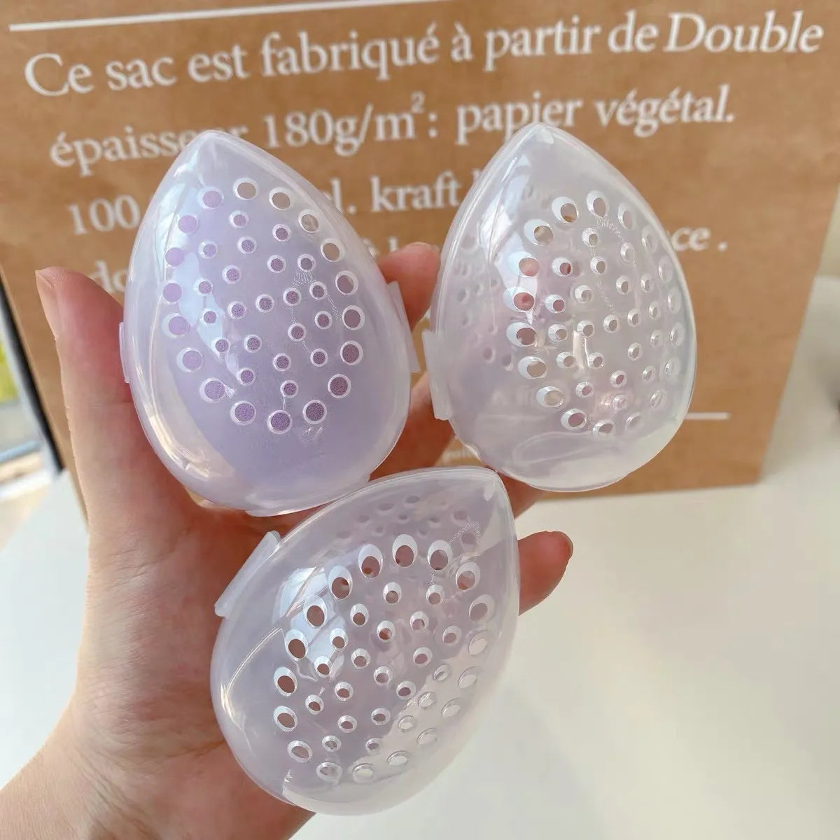 Clear Makeup Sponge Case | Transparent Beauty Blender Holder for Travel detail view