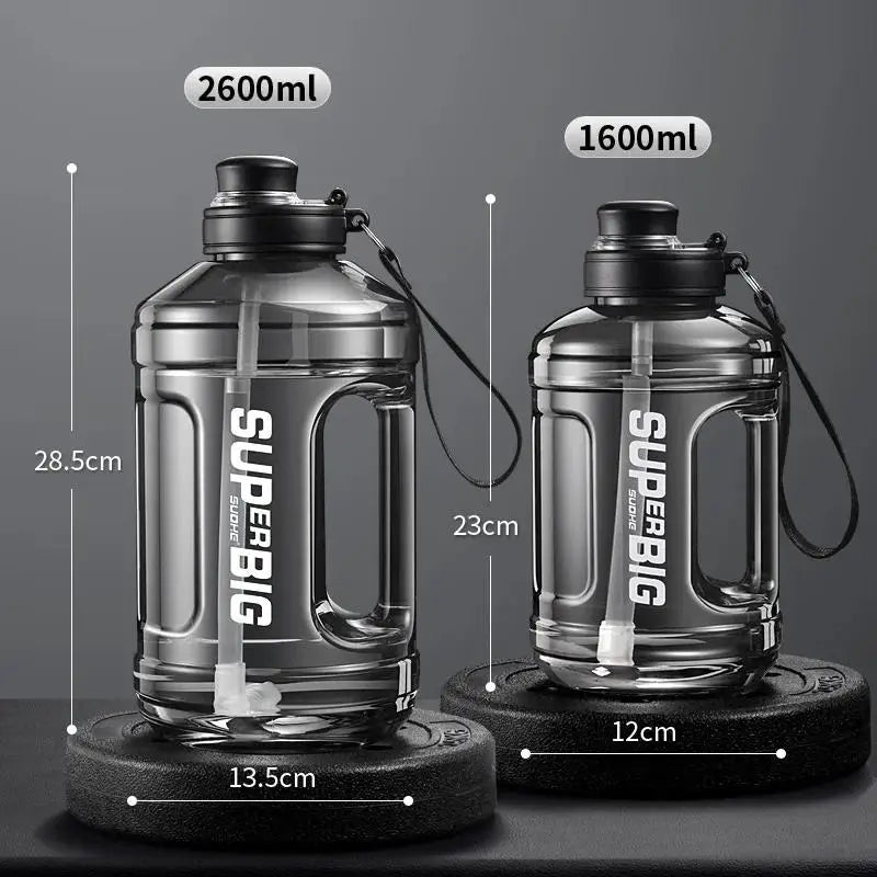 ^1Pc 1.6L/2.6L Large Capacity Sports Water Bottle With Straw Leakproof Plastic Drin additional angle