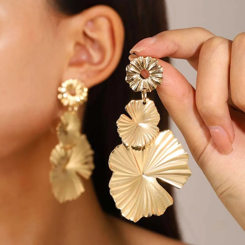Exaggerated Metal Leaf Flower Drop Earrings for Women Fashion Gold Color Long Geometric detail view