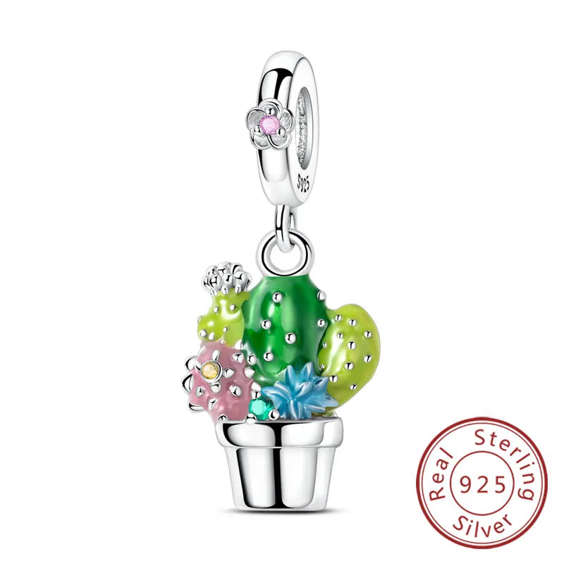 925 Sterling Silver Pendant Charms Beads Green Four-leaf Clover Love Family Tree Charm close-up view