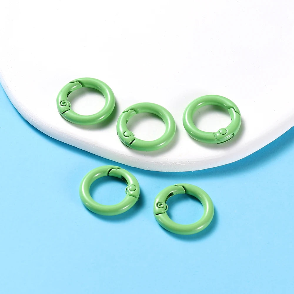 Ring Spring Clasp Openable Round Carabiner Keychain Clips Hook Dog Chain Jewelry Buckle detail view