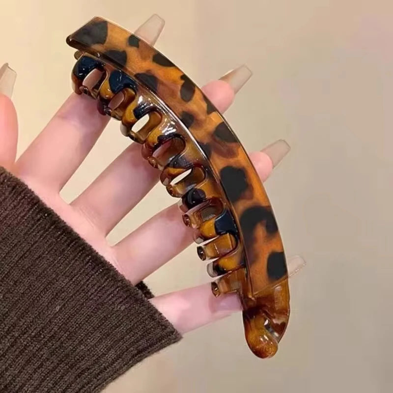 1/3pcs Tortoiseshell Banana Hair Clip Fish Shaped Hairpin For Women Hair Accessorie additional angle