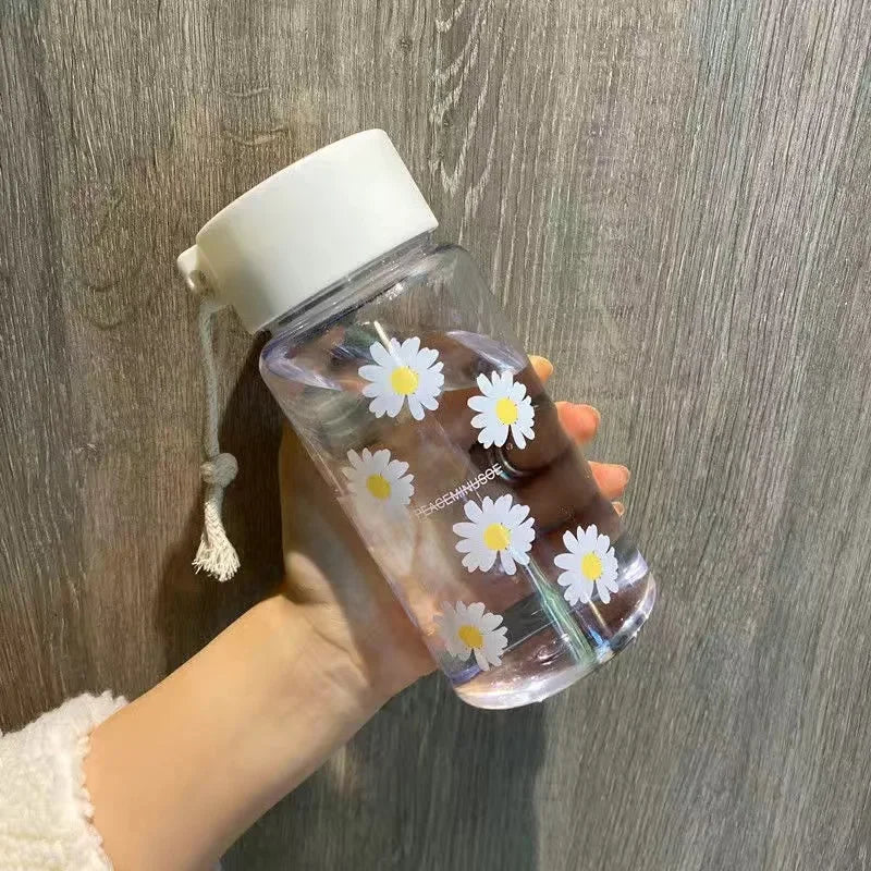 400ml Drinkware Daisy Custom Water Bottle Stainless Steel Thermos Bottle Drink Items lifestyle view