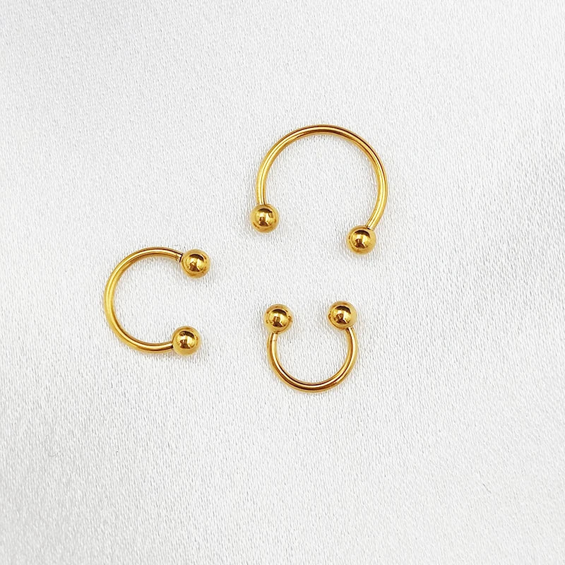 6PCS/Set Metal Horseshoe Fake Nose Ring C Clip BCR Septum Lip Stainless Steel Piercing close-up view