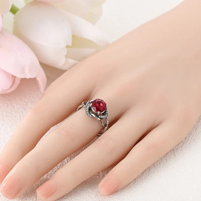 New Original Silver 925 Rings Sparking Colorful Infinite Love Heart Ring for Women En lifestyle view
