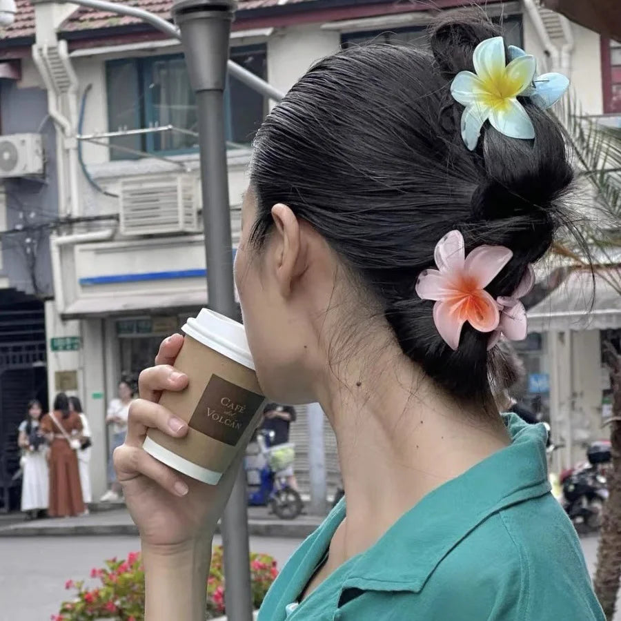 Bohemian Flower Hair Claw Clip For Women Sweet Floral Hair Claws Crab Clamp Barrettes alternate view
