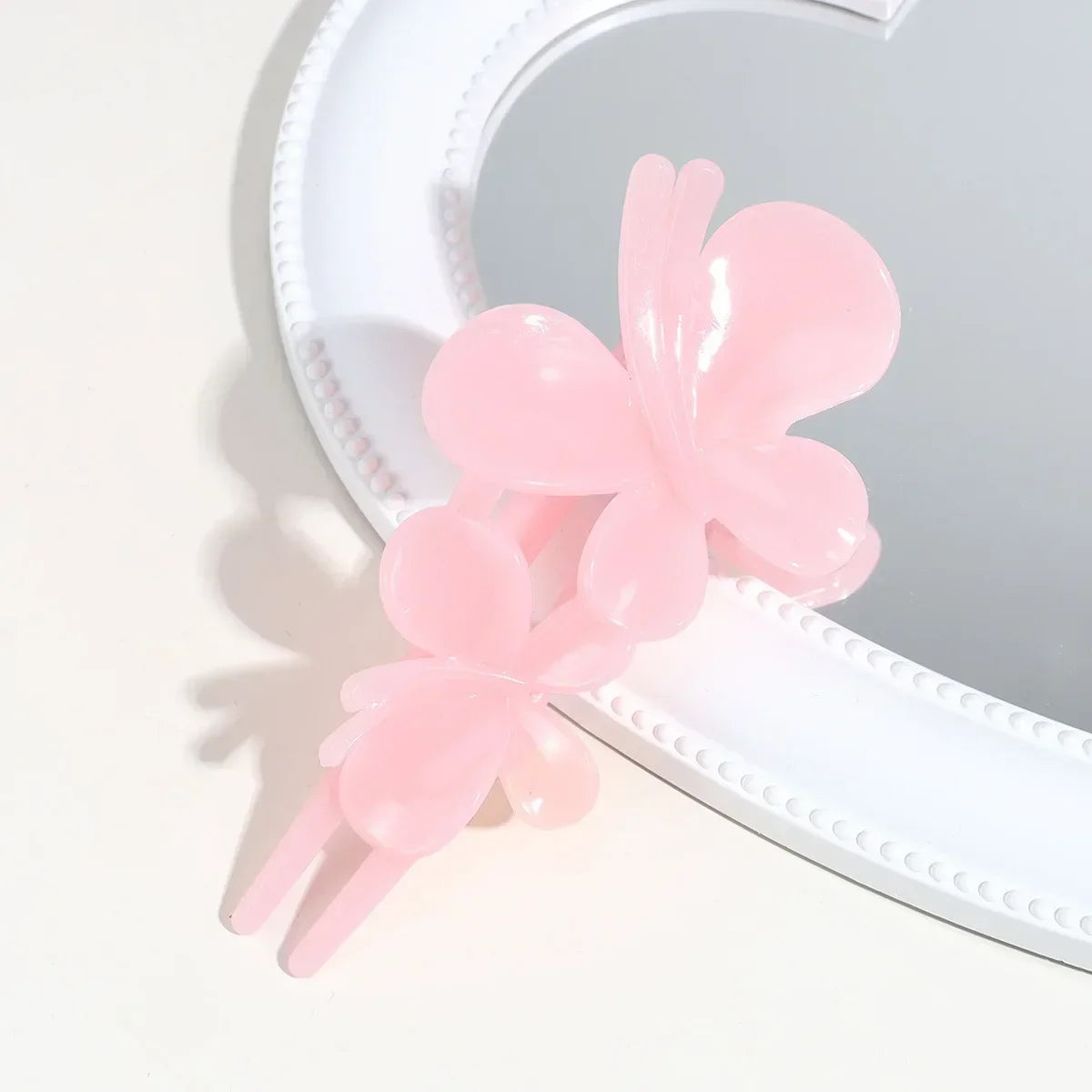 Butterfly Hairpin Solid Color Acrylic Hair Clips Claw Duckbill Ponytail Styling Headwear Women Hair Accessories Fashion Barrette