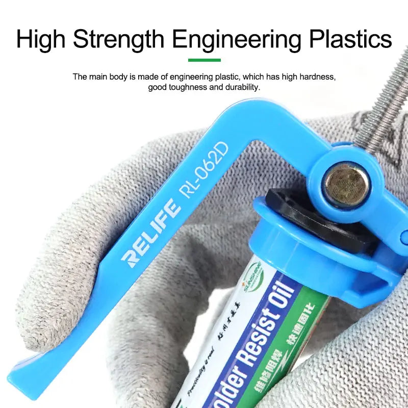 RELIFE 5CC-10CC Rosin Flux Barrel Extruder | Manual Labor-Saving Glue Gun for Syringe lifestyle view