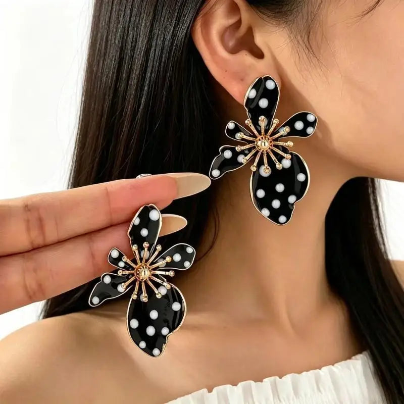 Pearl Flower Earrings Black Shaped Dangle Drop White Faux Polka Dot Gold Tone Details close-up view
