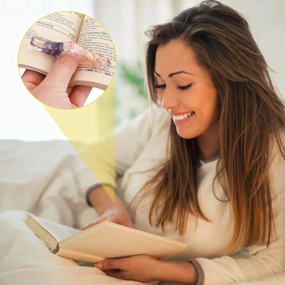 Finger Ring Bookmark, Resin Bookmark, Book Stand, Creative Thumb Bookshelf, Thumb Page close-up view