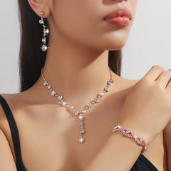 4PC Women's Fashion Copper Claw Chain Sunflower Necklace Earrings Bracelet Jewelry Set close-up view