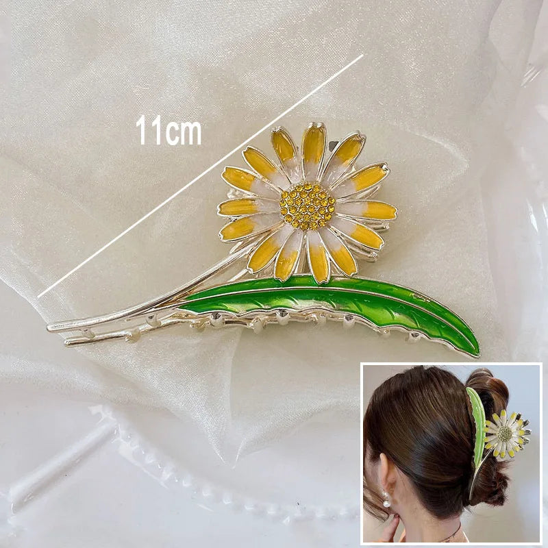 New Sweet Flower Durian Hair Claw Clip Ponytail Grab Hair Clips Shark Clip Woman Hair lifestyle view