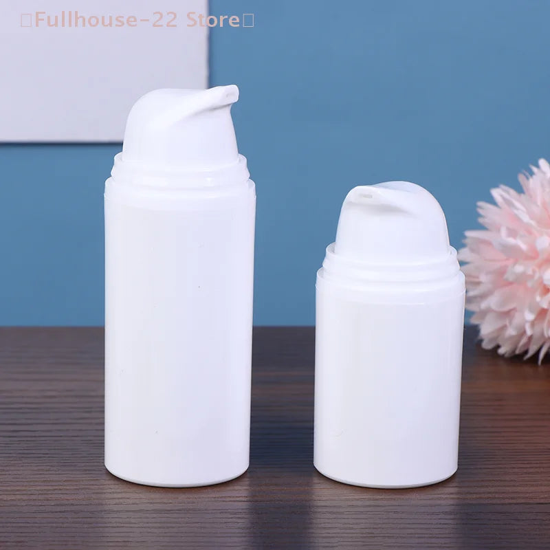 【MAX-22】15ml 30ml 50ml Plastic Bottles Cream Refillable White Airless Pump Emulsion Va close-up view