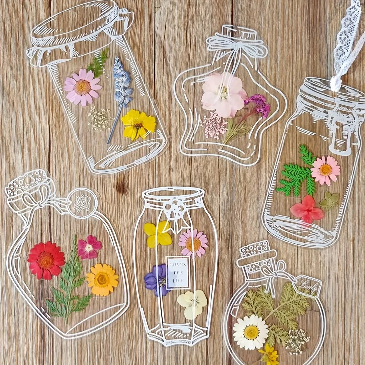 20pcs Handmade Transparent Flower Bookmarks, Pressed Petals for Gifts Reading Journal, close-up view