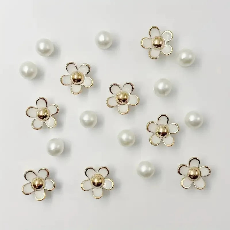 3D Daisy Pearl Shoe Charms Set for Slide alternate view