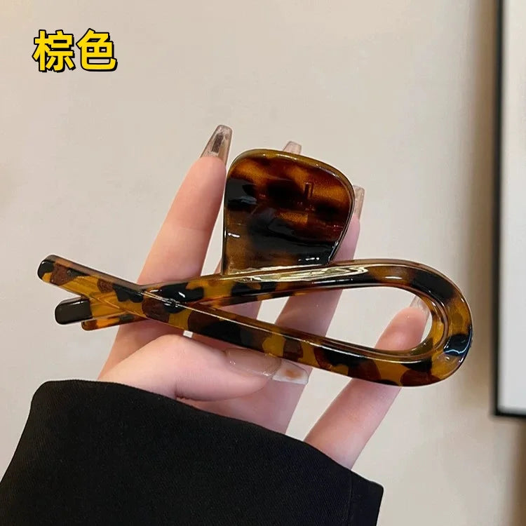Vintage Leopard Print Hair Claw Clip Large Rectangular Secure Hold Hair Clip for Up additional angle