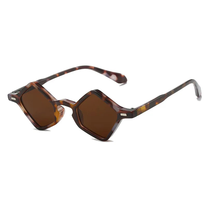 New Fashion Ins Popular Small Polygon Square Sunglasses Women Clear Ocean Lens Shades Men Trending Rivets Sun Glasses UV400