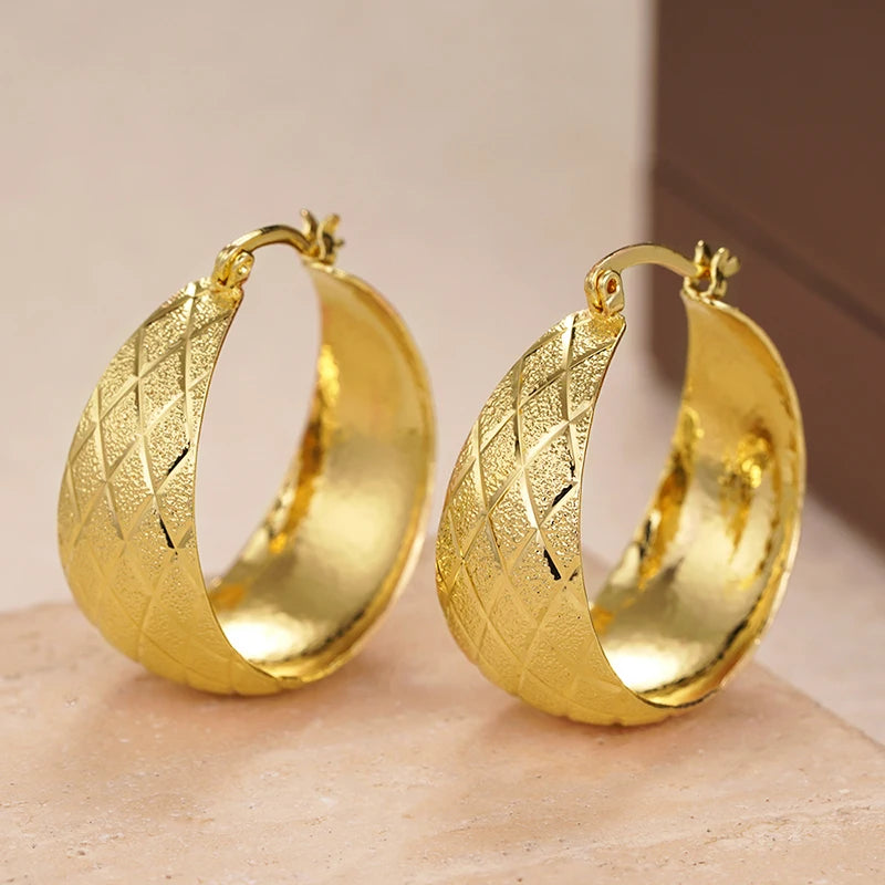 Huitan Charming Women Hoop Earrings Gold Color Metal Luxury Accessories Fashion Gra additional angle