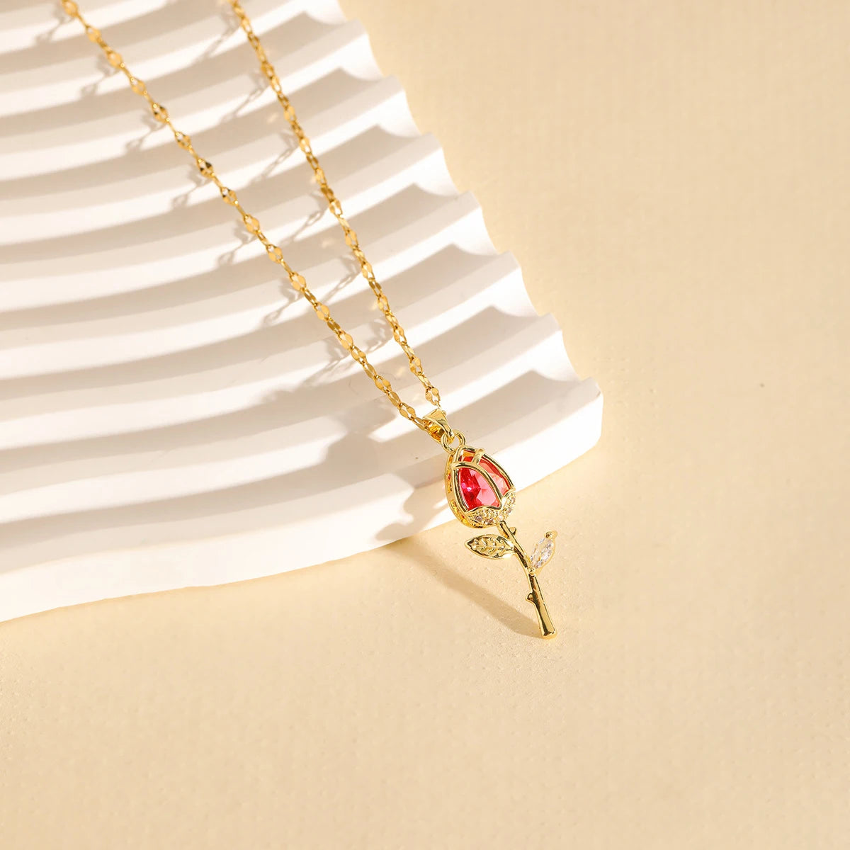 Elegant Pink Rose Necklace for Women Light Luxury Zircon Flower Pendant High-End Jewe lifestyle view