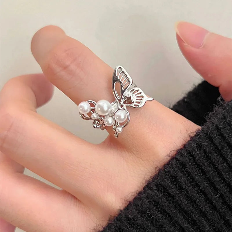 PANJBJ 925 Sterling Silver Pearl Irregular Ring for Women Shell Overlapping Hollow Sweet detail view