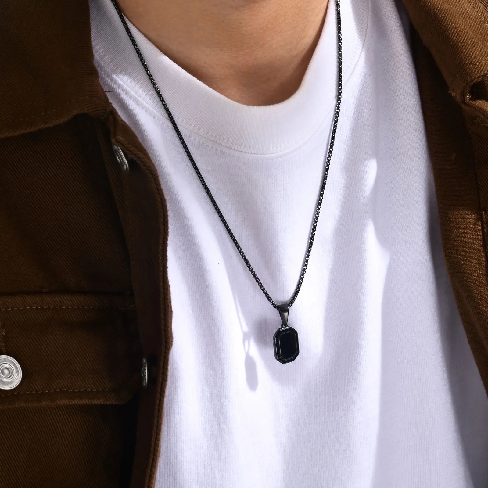 Vnox Initial Geometric Necklaces for Men Women, Stainless Steel Square Rectangle Pendant, A-Z 26 Letters Alphabet Boy Collar