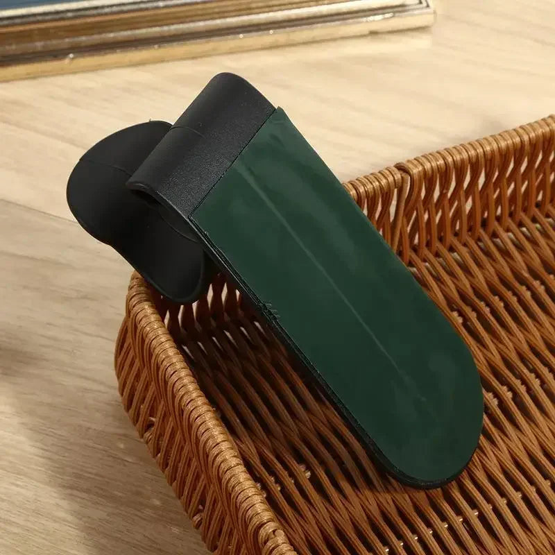 Umbrella Holder Clip Hook Black PP detail view