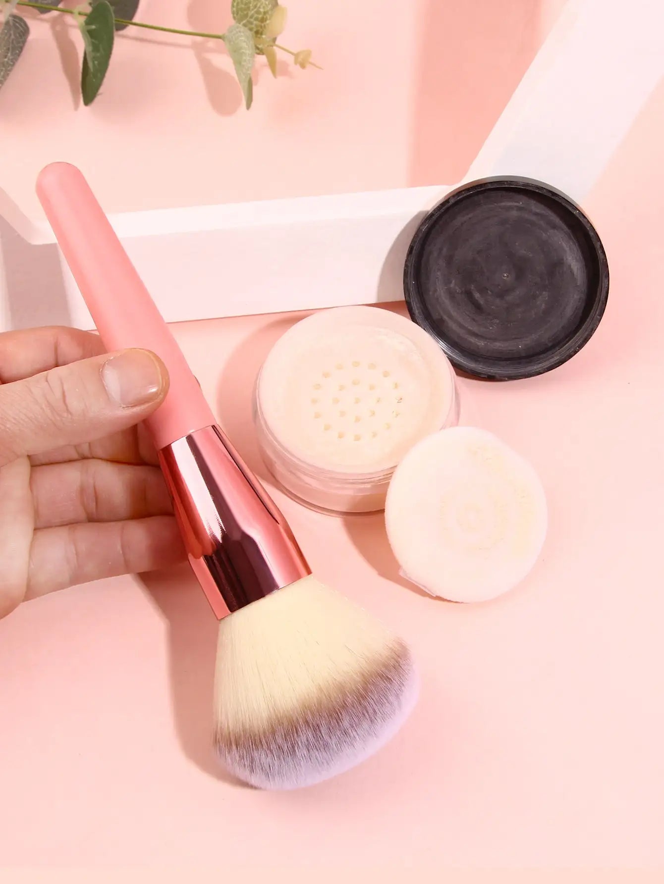 Professional Large Powder Brush | Super Soft Fluffy Blush Brush alternate view