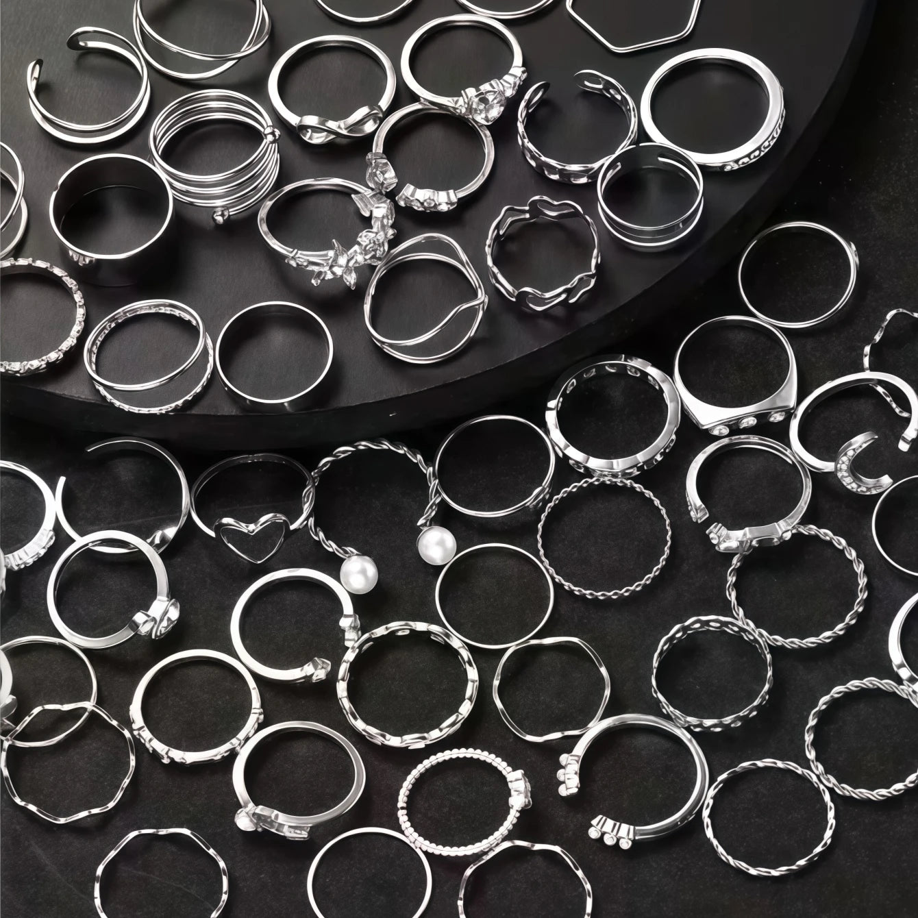 10/20/30/50/100Pieces Fashion Hollow-Out Rings Set For Women Mix Style Trendy Flowers lifestyle view