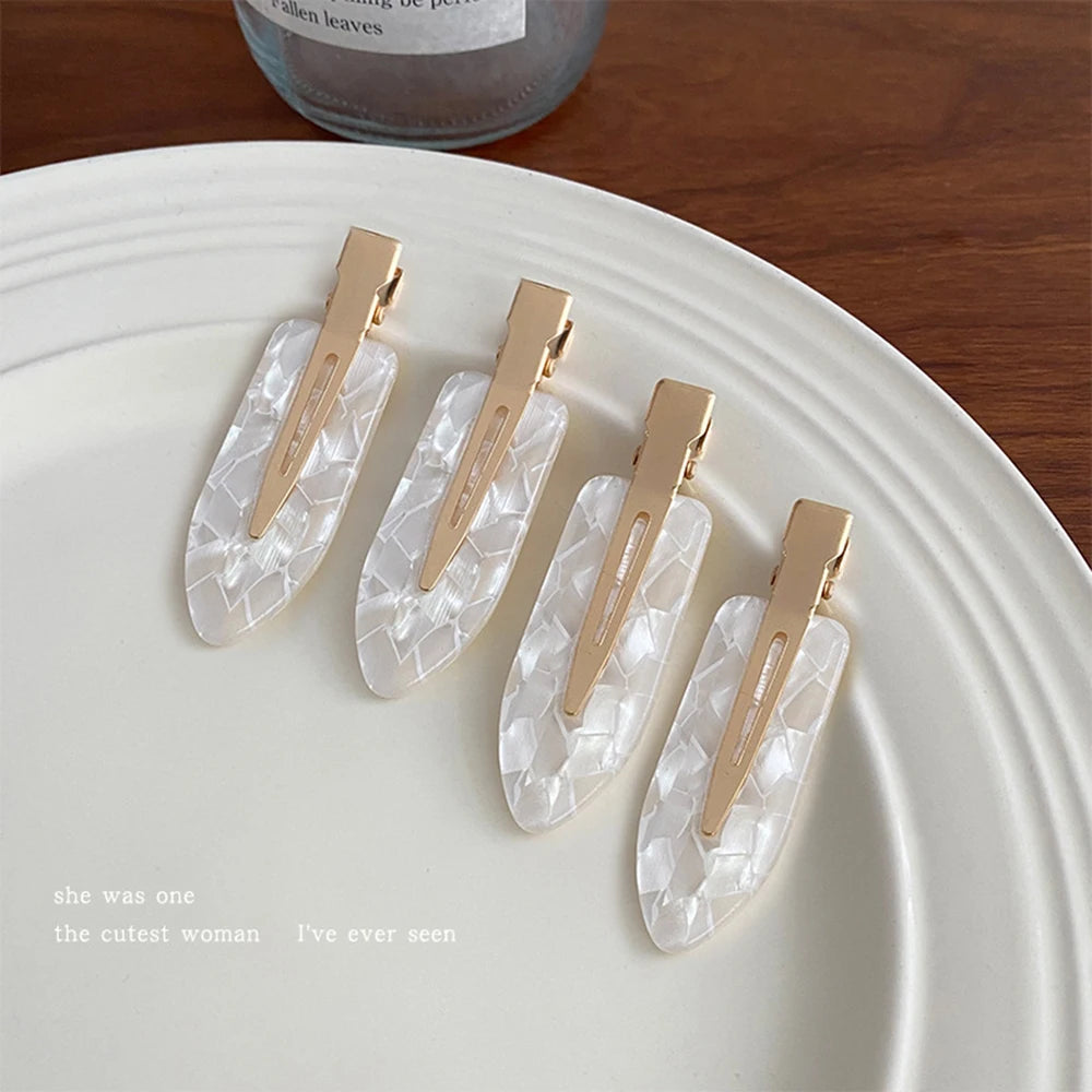 4pcs Simple Mixed Color Hair Clips Side No Trace Bangs Duckbill Clips Elegant Ladies H close-up view