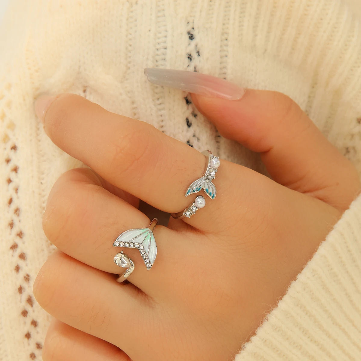 Fashionable Punk Style Exaggerated lip Butterfly Pearl Fish Tail Ring Gold Set, Sui additional angle