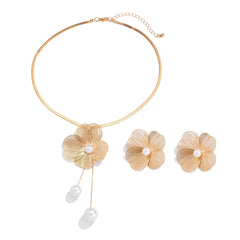 Ingemark Romantic Flower Petal Imitation Pearl Pendant Choker Necklace Stud Earrings W close-up view